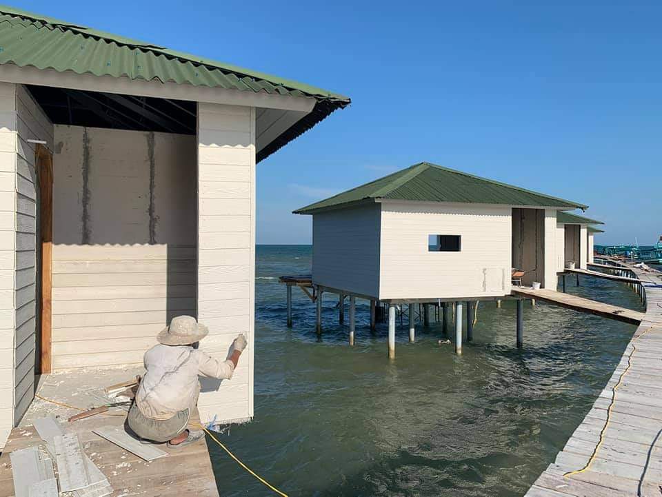 Xây dựng nhà trên biển bằng tấm tường bê tông nhẹ EPS
